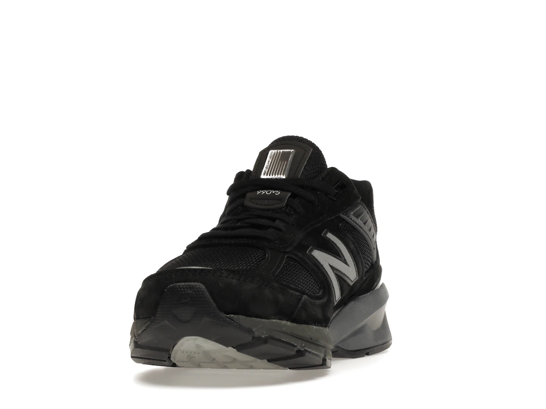 New Balance 990v5 Black