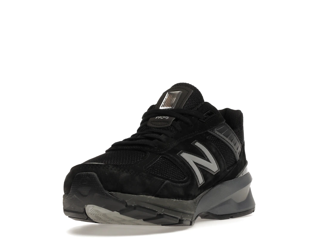 New Balance 990v5 Black