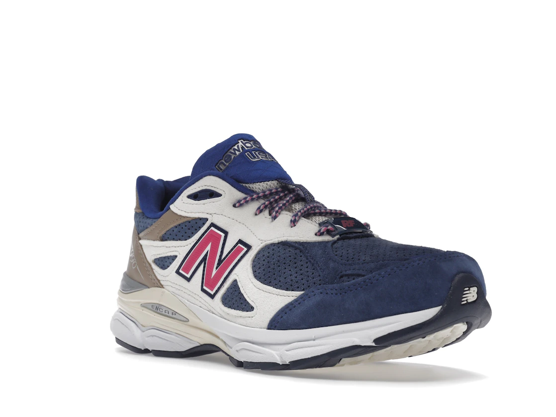 New Balance 990v3 MiUSA Kith Daytona (with Socks)