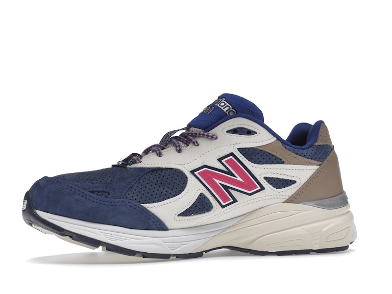 New Balance 990v3 MiUSA Kith Daytona (with Socks)