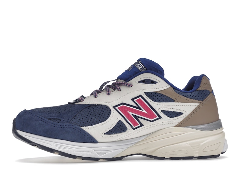 New Balance 990v3 MiUSA Kith Daytona (with Socks)