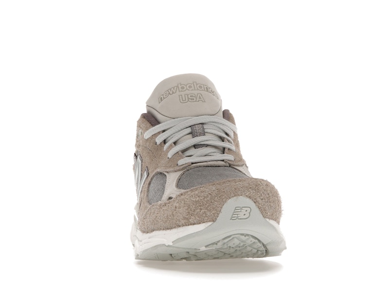 New Balance 990v3 MiUSA Levi's Elephant Skin