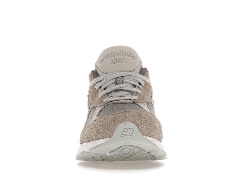 New Balance 990v3 MiUSA Levi's Elephant Skin