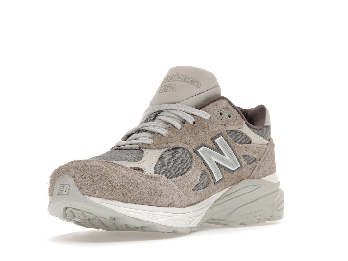 New Balance 990v3 MiUSA Levi's Elephant Skin