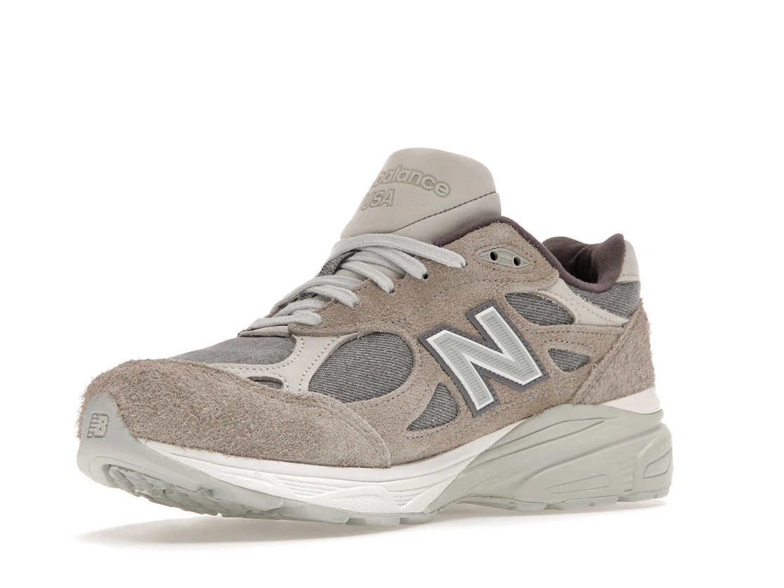 New Balance 990v3 MiUSA Levi's Elephant Skin