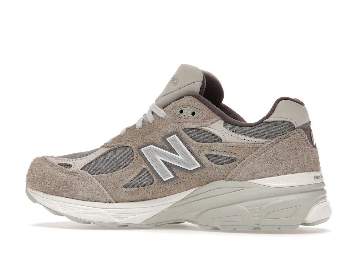 New Balance 990v3 MiUSA Levi's Elephant Skin