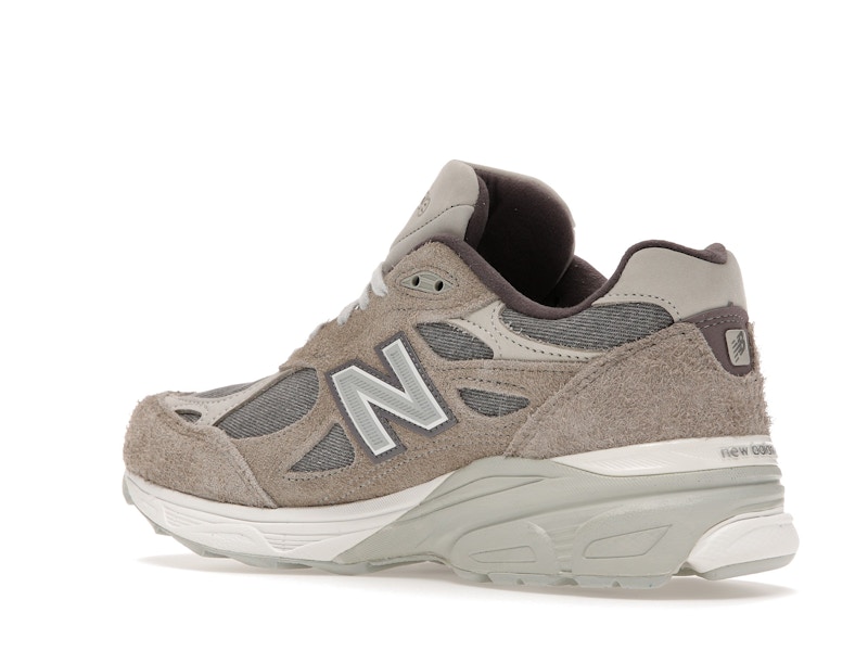 New Balance 990v3 MiUSA Levi's Elephant Skin