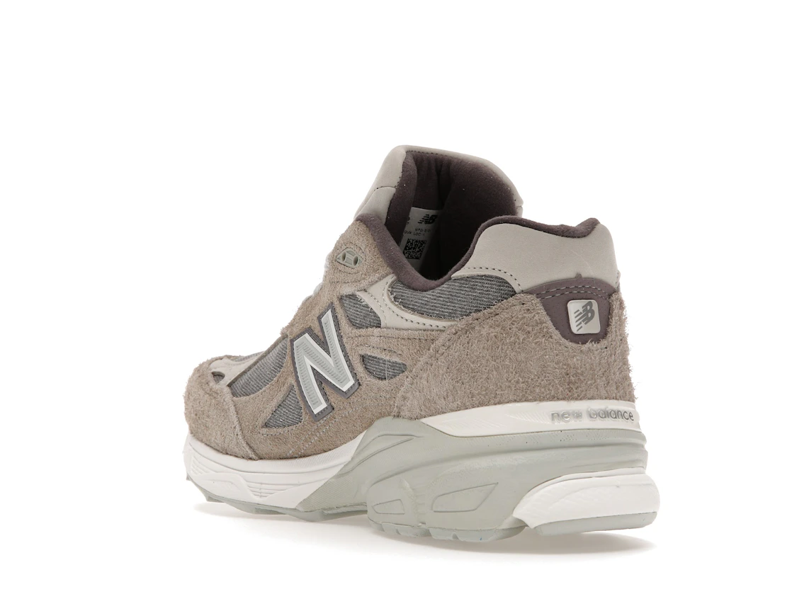 New Balance 990v3 MiUSA Levi's Elephant Skin
