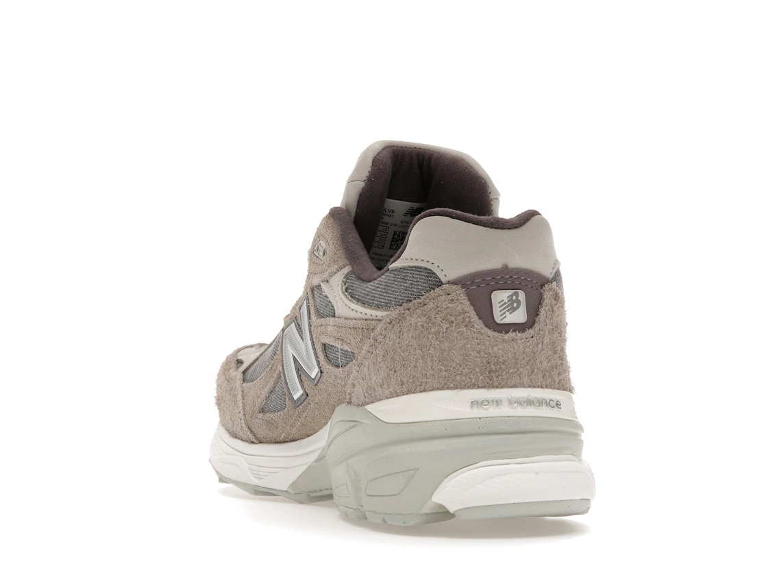 New Balance 990v3 MiUSA Levi's Elephant Skin