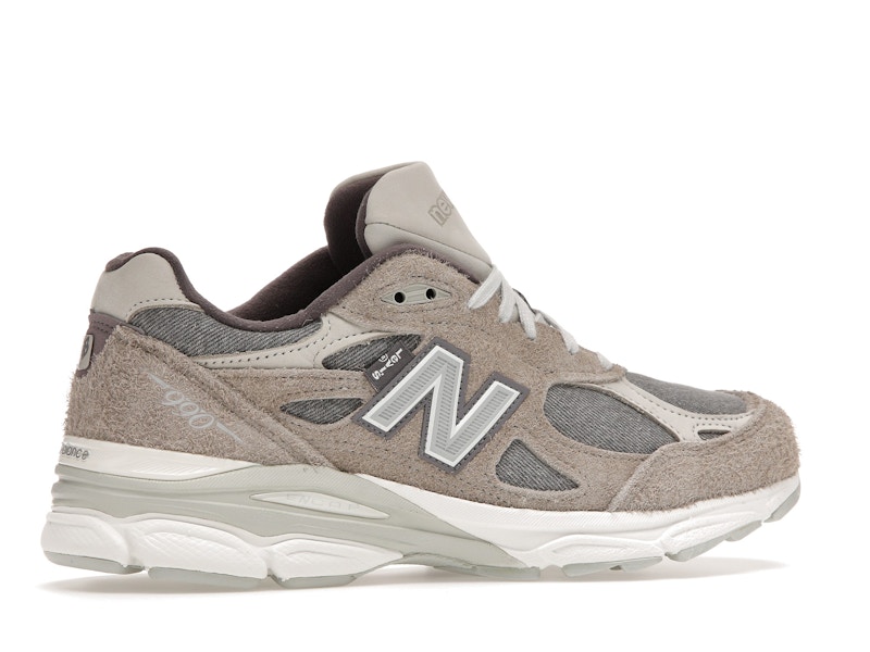 New Balance 990v3 MiUSA Levi's Elephant Skin