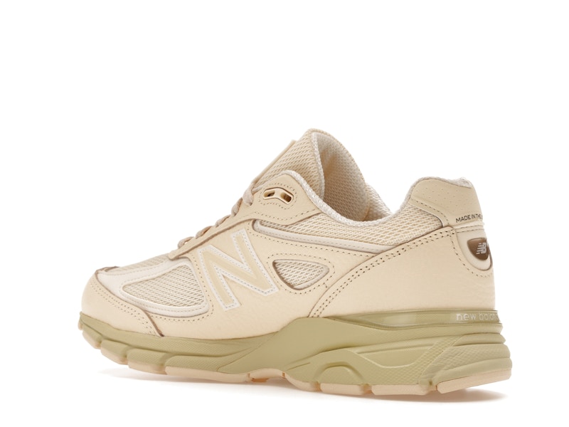New Balance 990v4 MiUSA Macadamia Nut