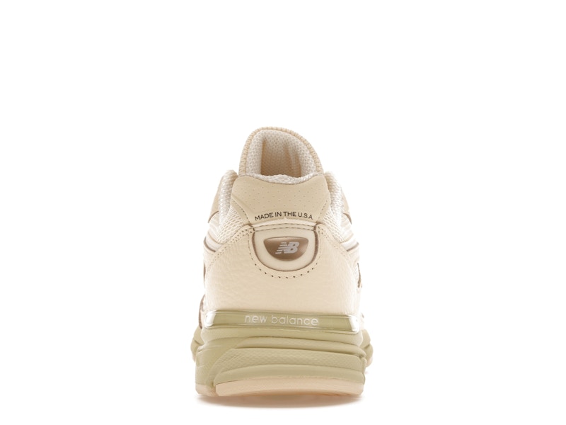New Balance 990v4 MiUSA Macadamia Nut
