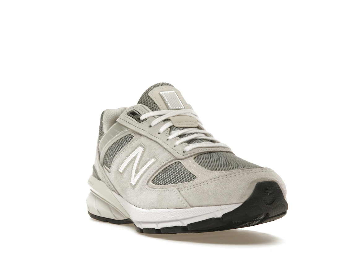 New Balance 990v5 Nimbus Cloud