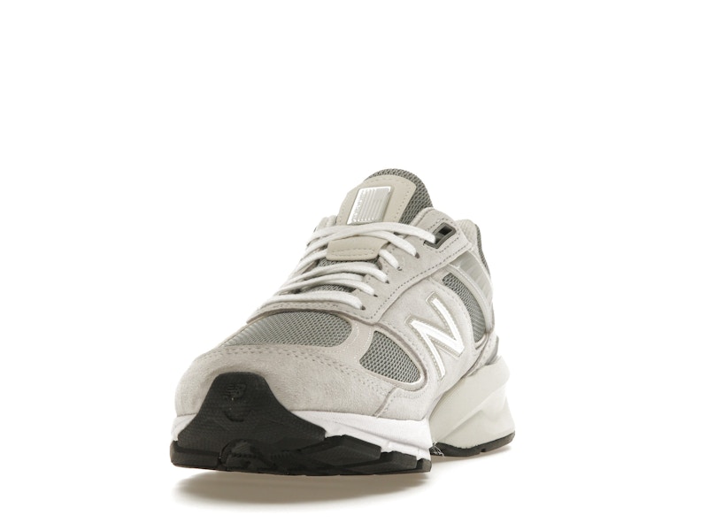New Balance 990v5 Nimbus Cloud