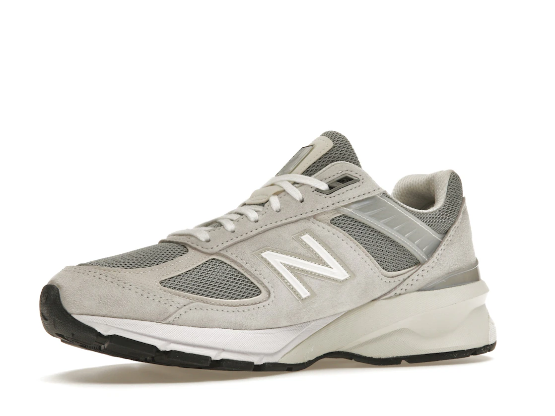 New Balance 990v5 Nimbus Cloud