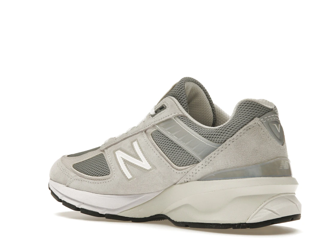 New Balance 990v5 Nimbus Cloud