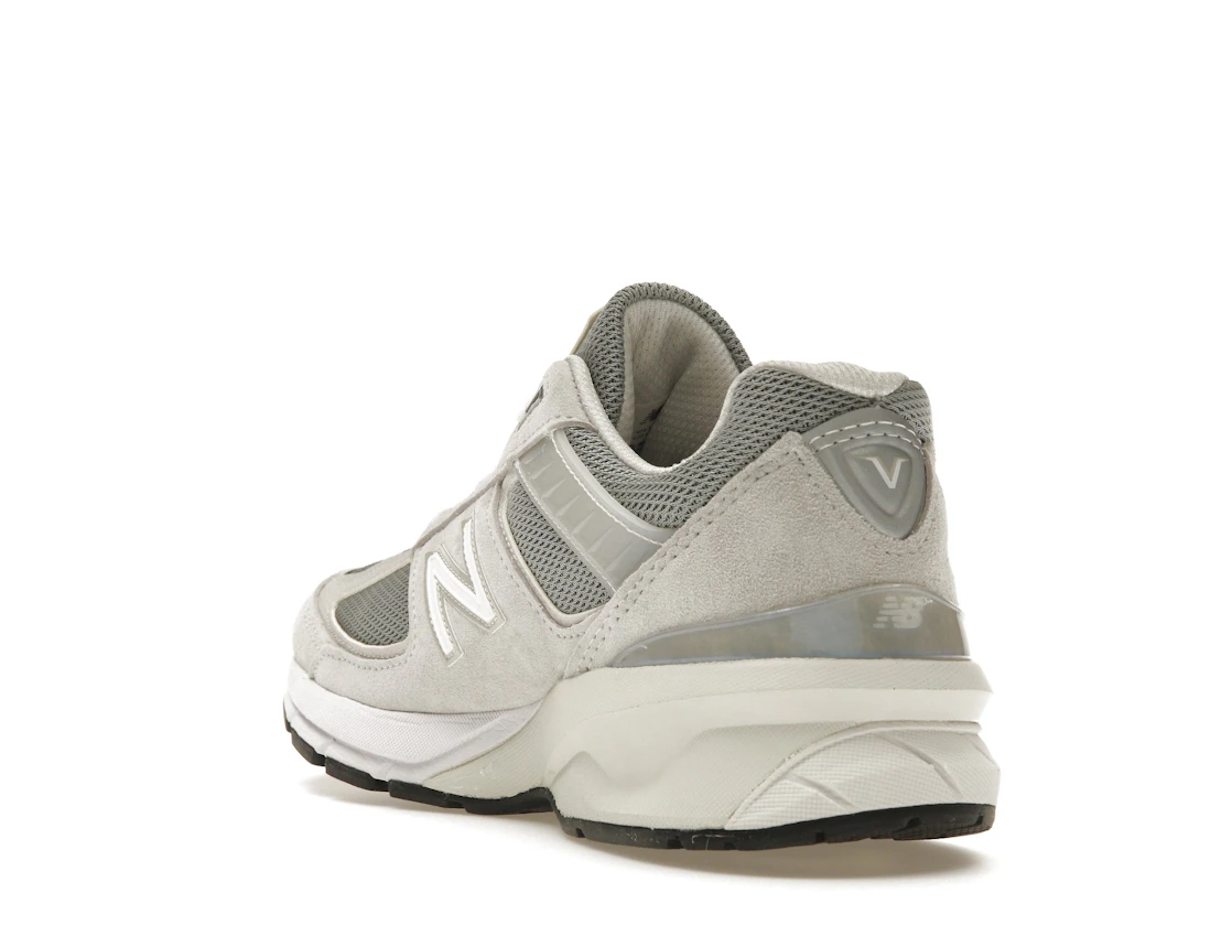 New Balance 990v5 Nimbus Cloud