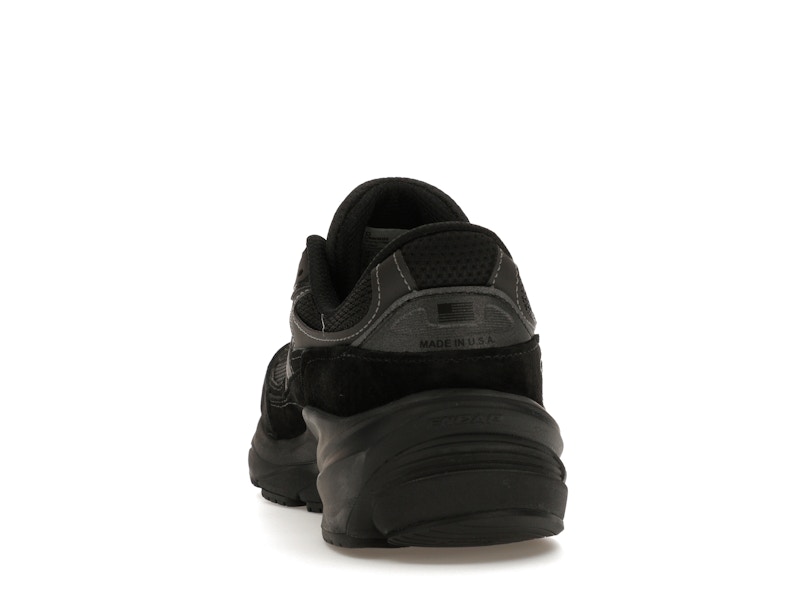 New Balance 990v6 Triple Black