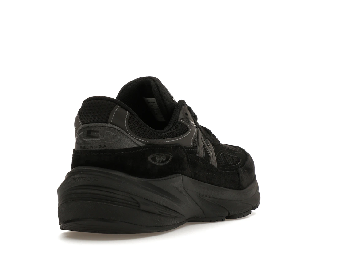 New Balance 990v6 Triple Black