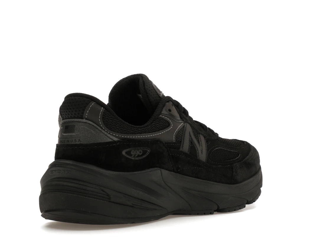 New Balance 990v6 Triple Black