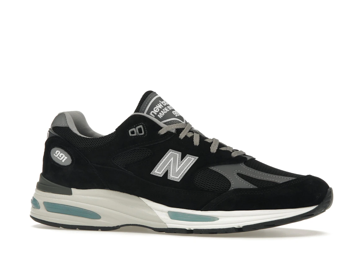 New Balance 991v2 MiUK Black Grey