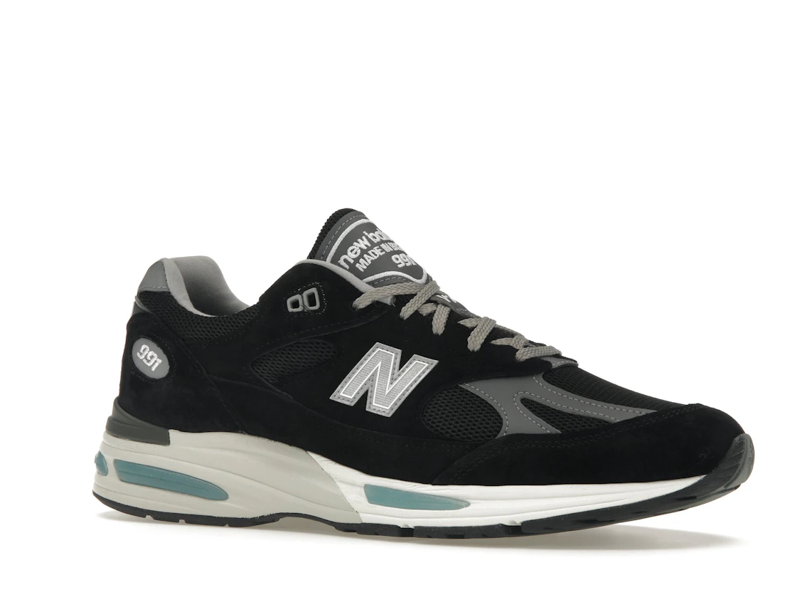 New Balance 991v2 MiUK Black Grey