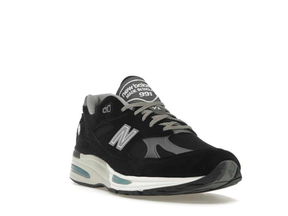 New Balance 991v2 MiUK Black Grey