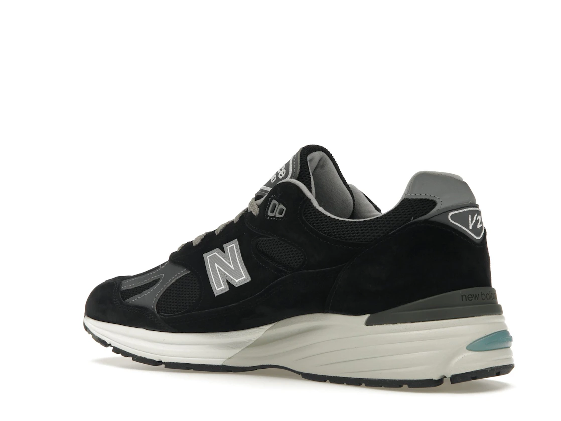 New Balance 991v2 MiUK Black Grey