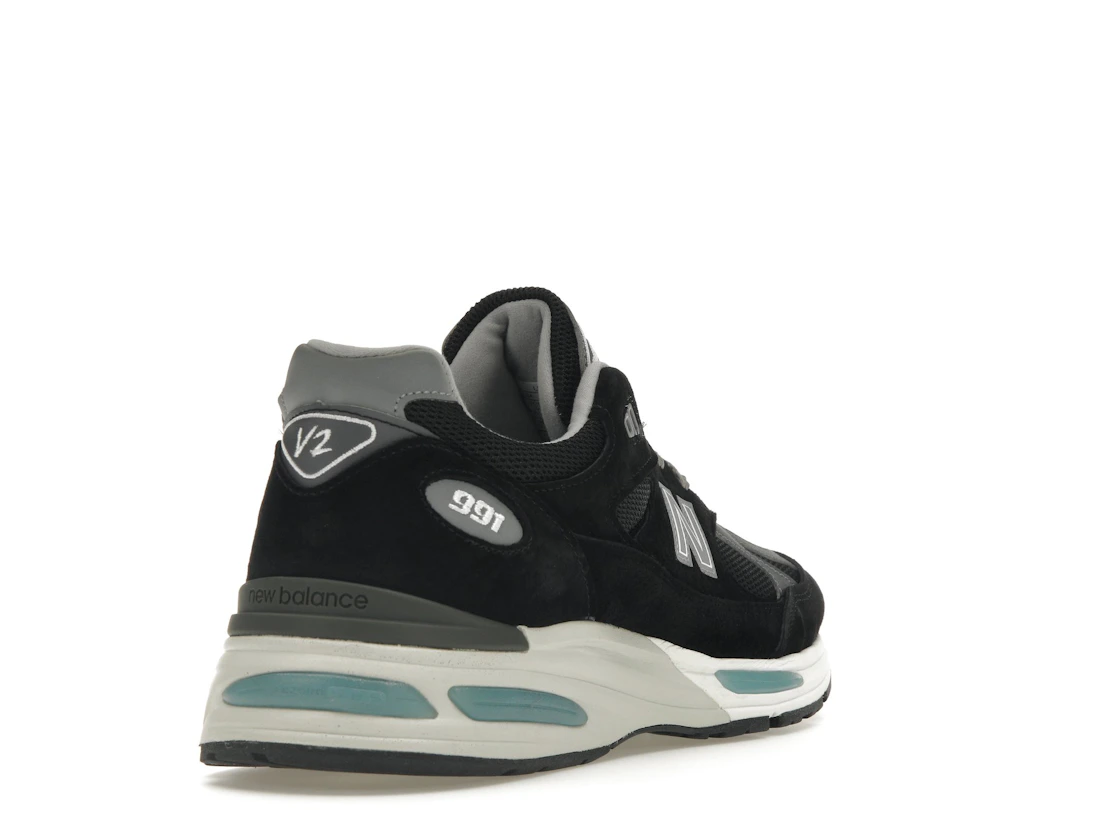 New Balance 991v2 MiUK Black Grey