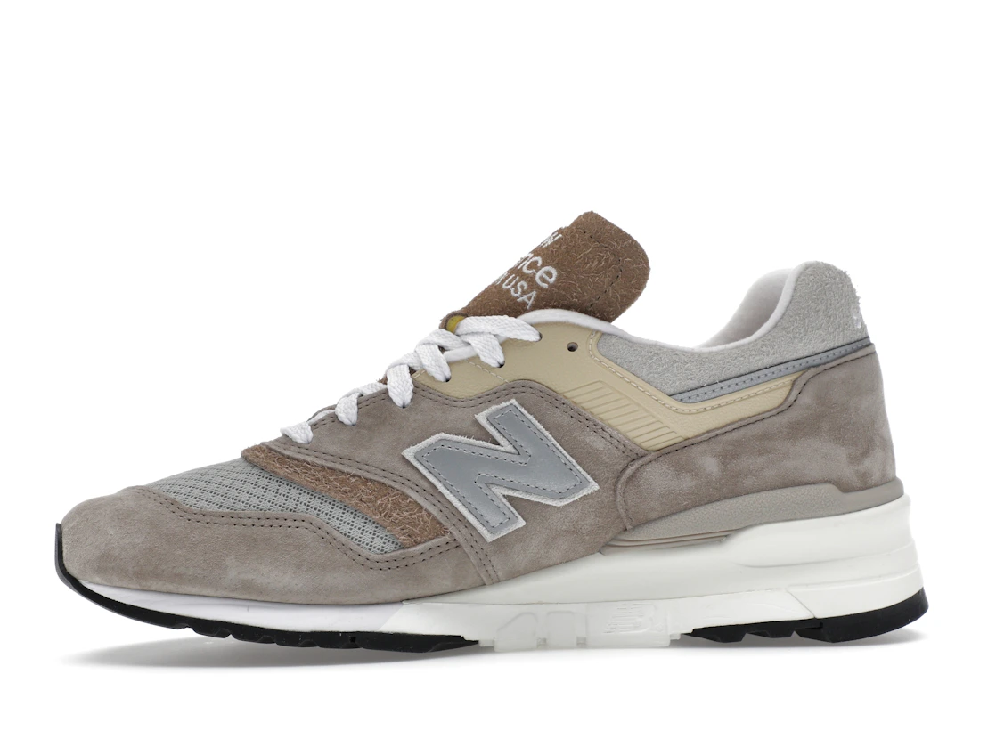 New Balance 997 MiUSA Light Mushroom Mirage Grey