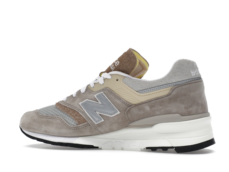 New Balance 997 MiUSA Light Mushroom Mirage Grey