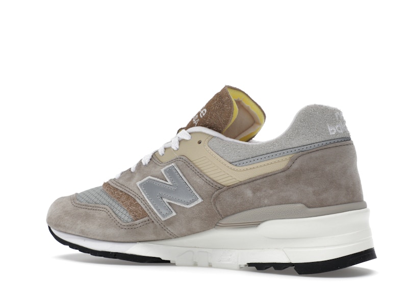 New Balance 997 MiUSA Light Mushroom Mirage Grey