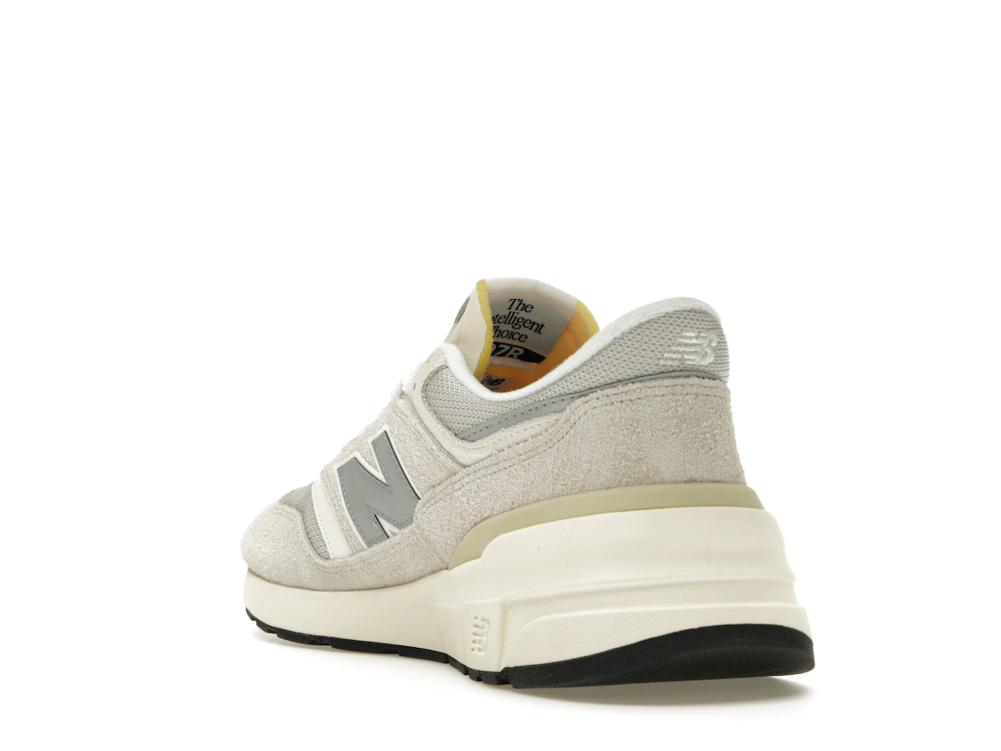 New Balance 997R Cream