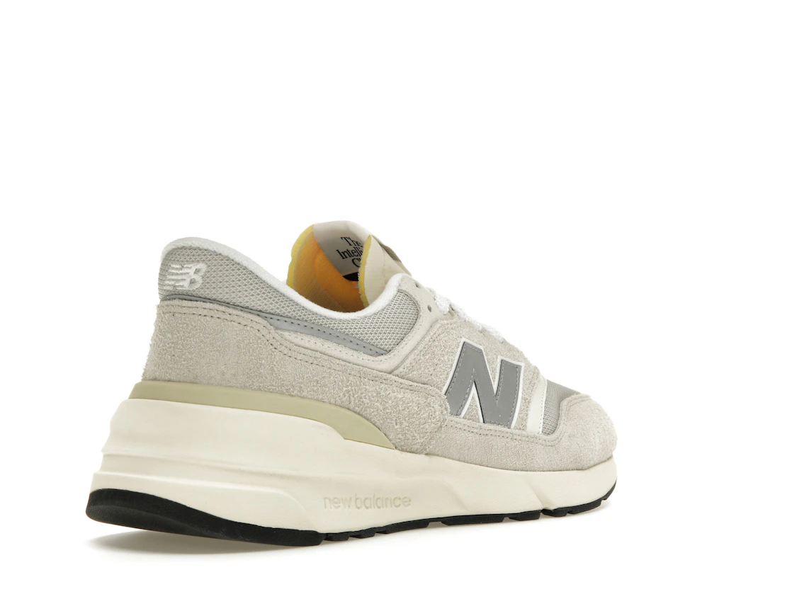 New Balance 997R Cream