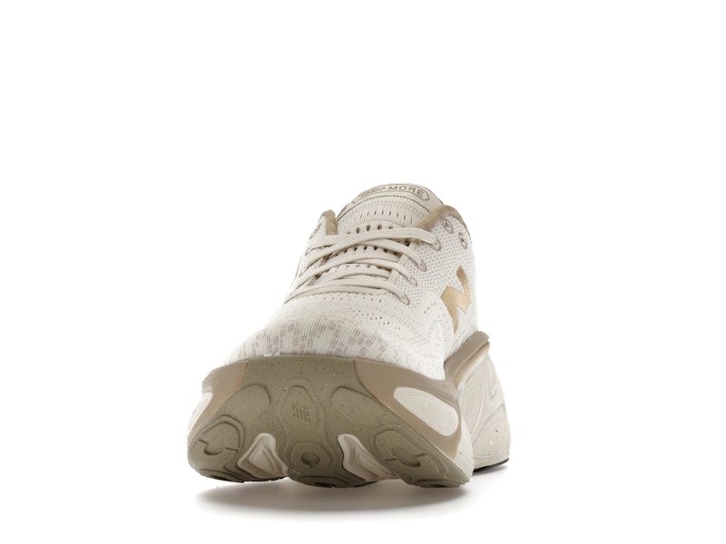 New Balance Fresh Foam X More v5 Linen Stoneware Gold Metallic (Women's)