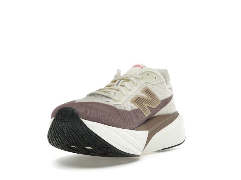 New Balance FuelCell Rebel v5 Angora Earth Shadow