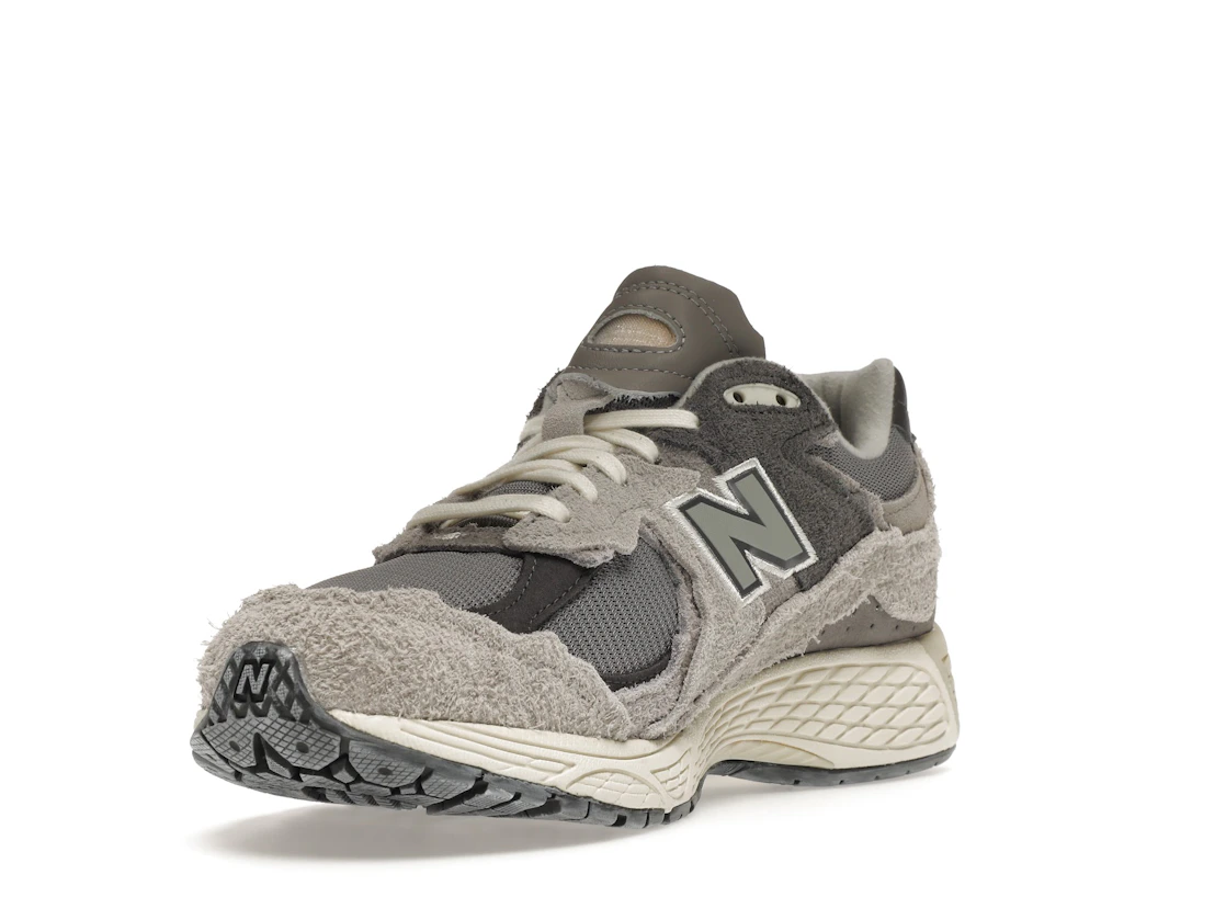 New Balance 2002R Protection Pack Rain Cloud