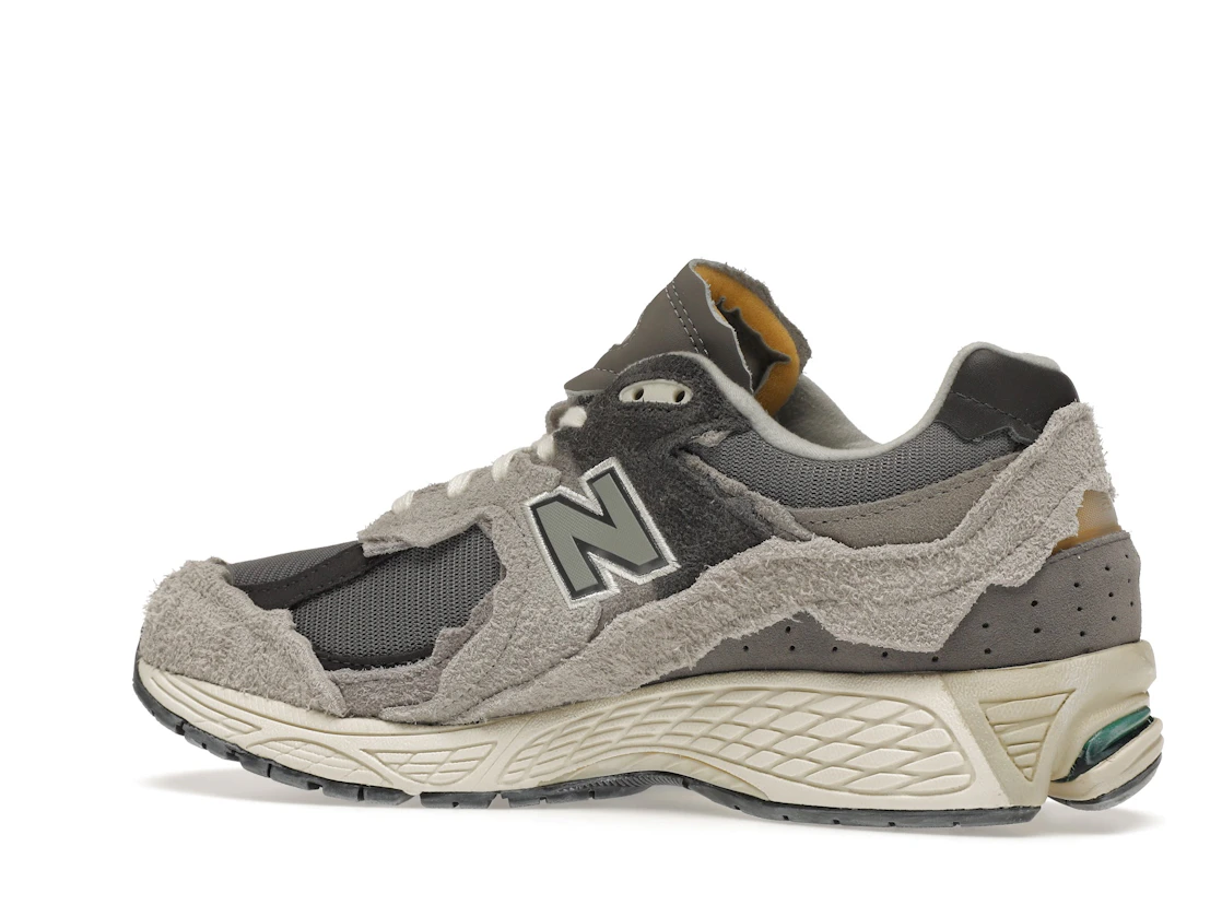 New Balance 2002R Protection Pack Rain Cloud