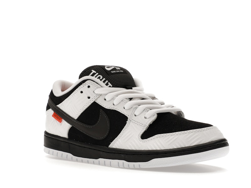 Nike SB Dunk Low TIGHTBOOTH