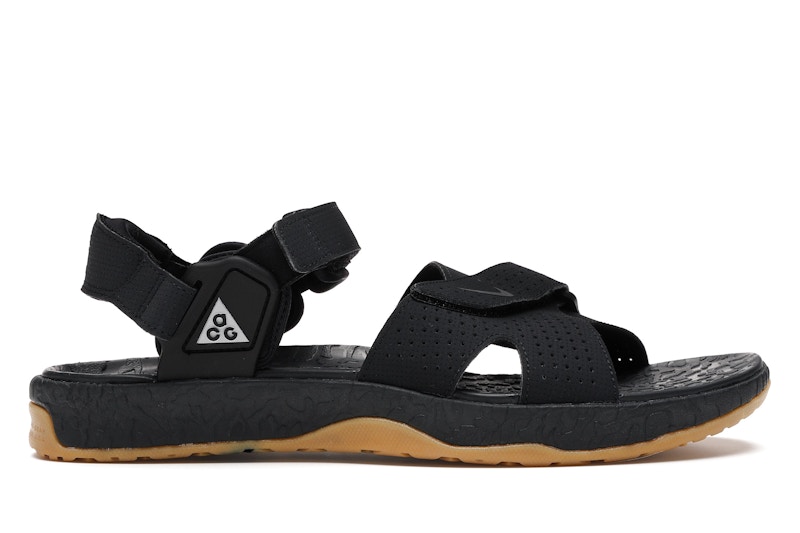 Nike acg air deschutz shop triple black