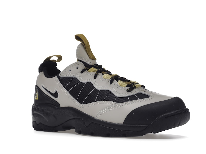 Nike ACG Air Mada Low Light Bone Black Celery