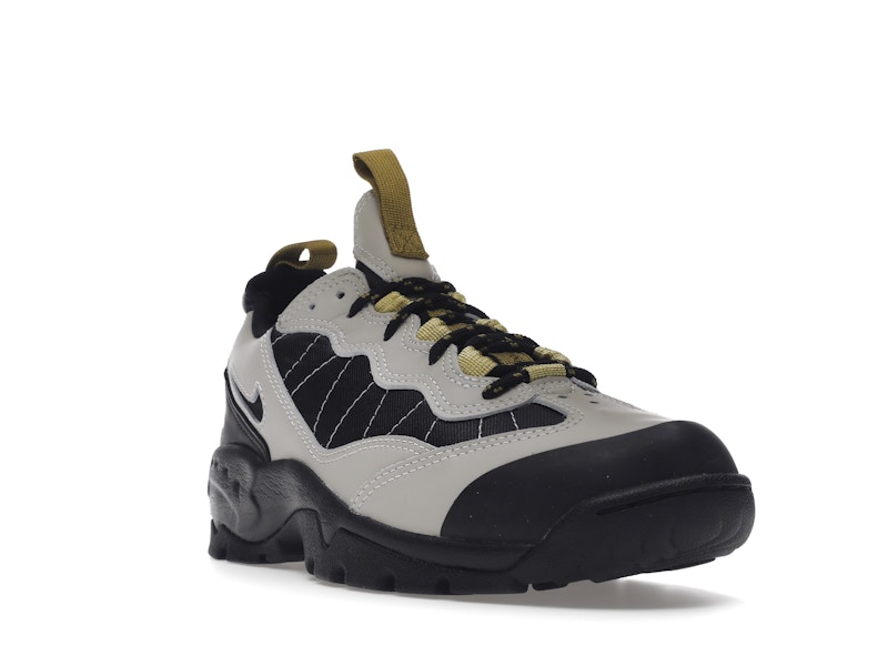 Nike ACG Air Mada Low Light Bone Black Celery