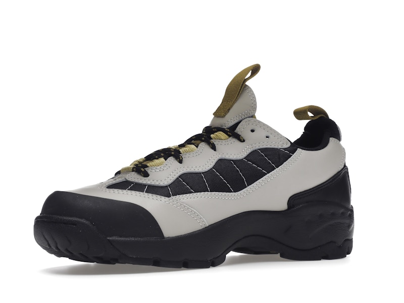 Nike ACG Air Mada Low Light Bone Black Celery