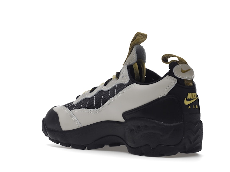 Nike ACG Air Mada Low Light Bone Black Celery