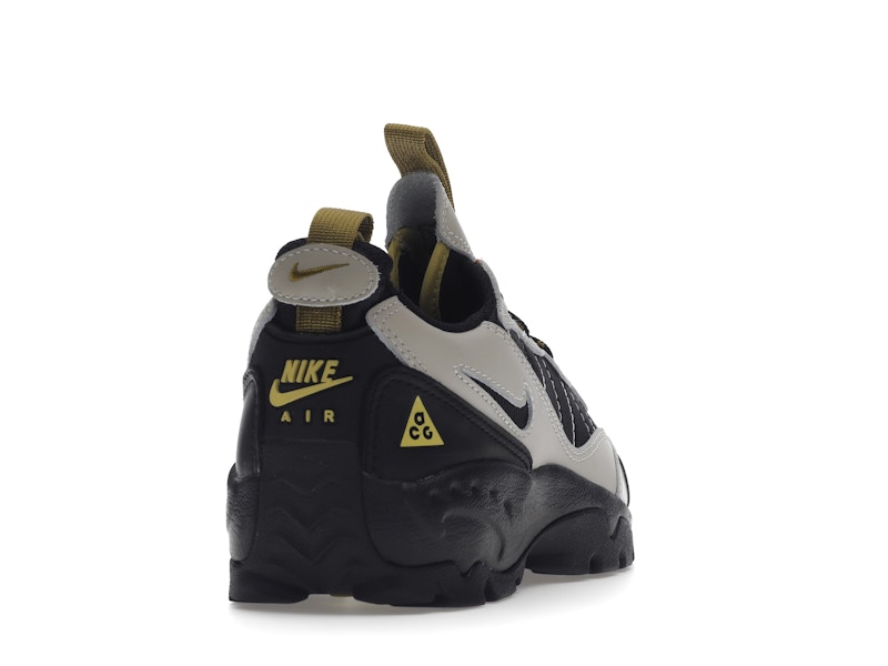 Nike ACG Air Mada Low Light Bone Black Celery
