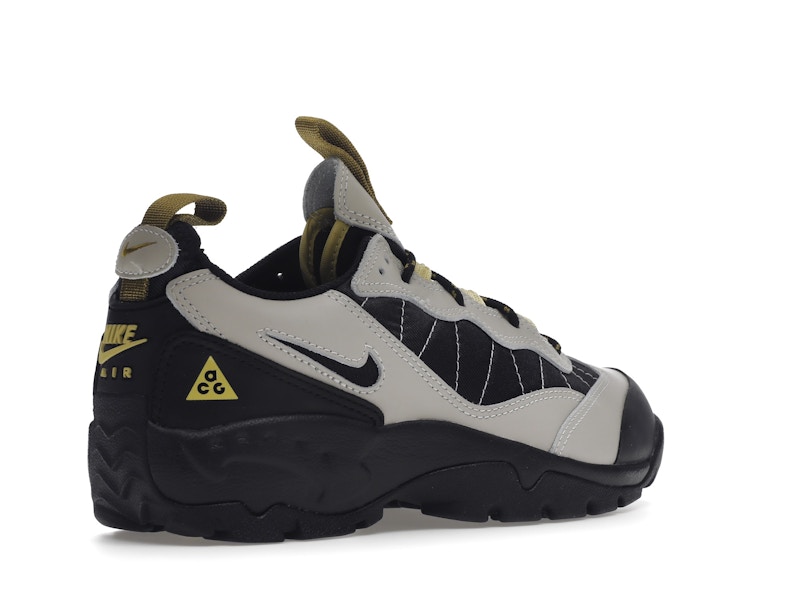 Nike ACG Air Mada Low Light Bone Black Celery