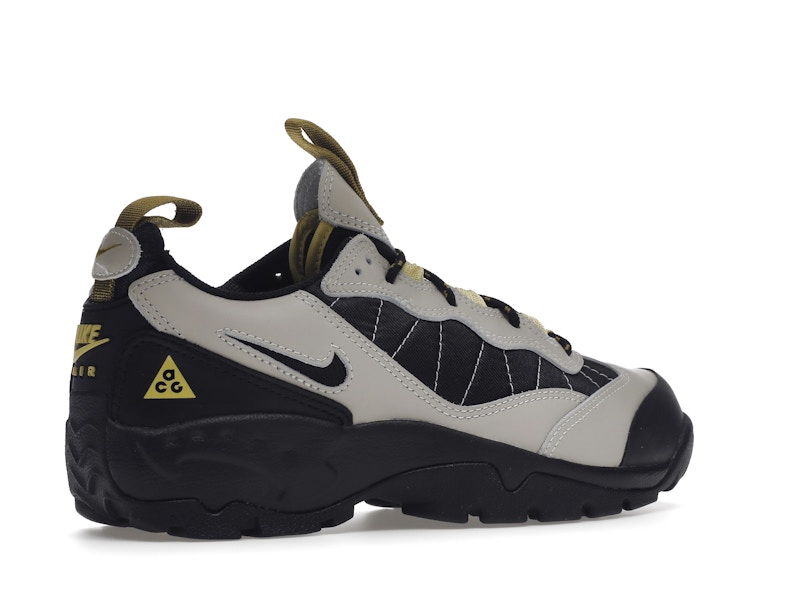 Nike ACG Air Mada Low Light Bone Black Celery