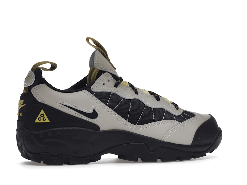 Nike ACG Air Mada Low Light Bone Black Celery