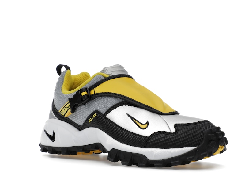Nike ACG Phassad Yellow Zest Metallic Silver