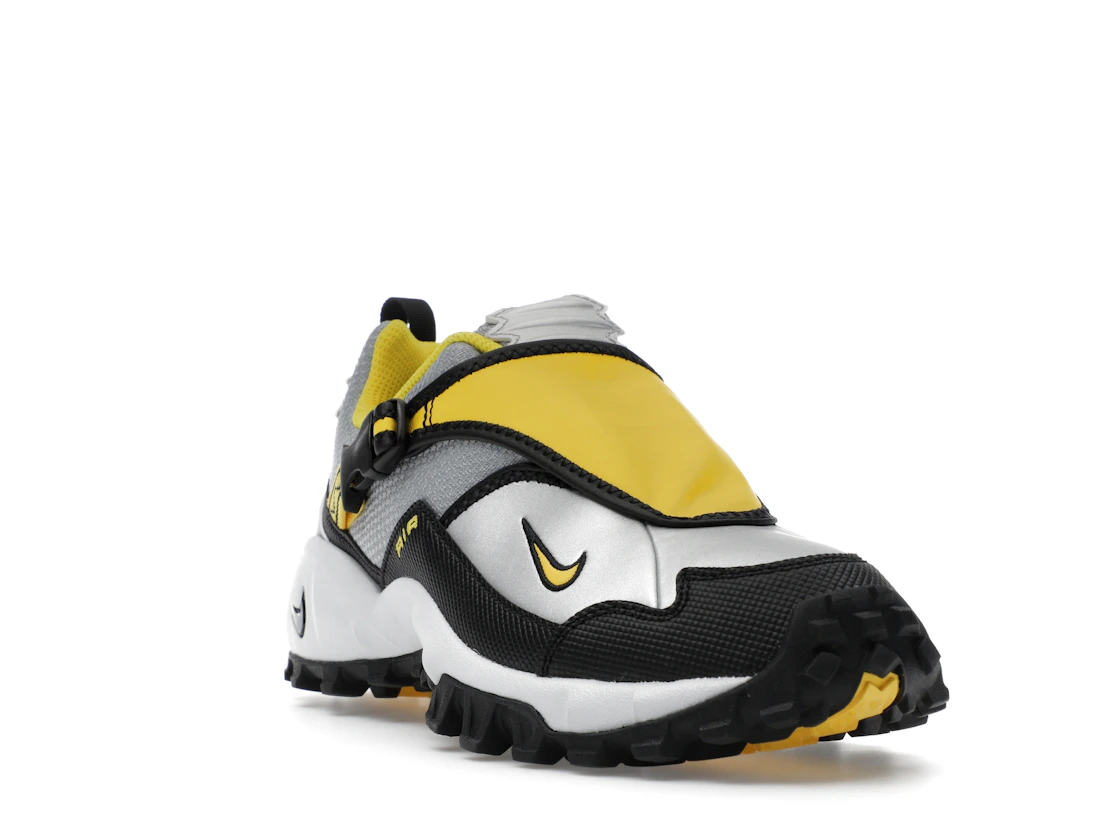 Nike ACG Phassad Yellow Zest Metallic Silver